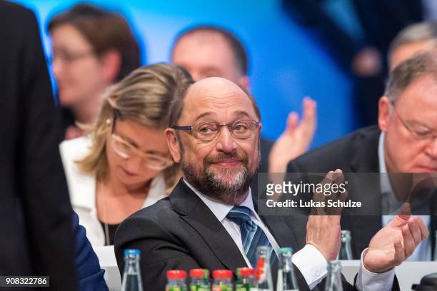 Martin Schulz, head of the German Social Democrats , reacts during the SPD federal congress on January 21, 2018 in Bonn, Germany. The SPD is holding...
