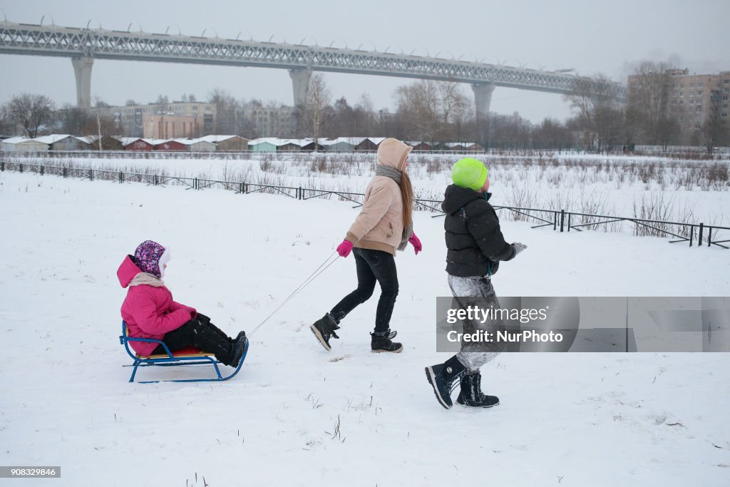 -11 degrees in Russia