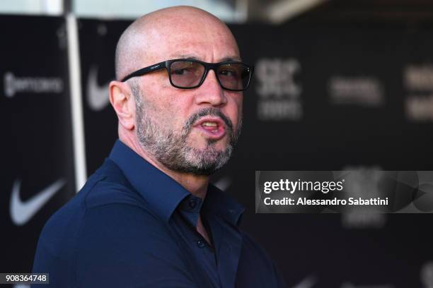 Head coach Walter Zenga of FC Crotone looks on before the serie A match between Hellas Verona FC and FC Crotone at Stadio Marc'Antonio Bentegodi on...