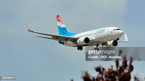 lx-lgs - boeing 737-7c9 - luxair - lgs stock-fotos und bilder