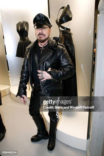 Peter Marino attends the "Azzedine Alaia : Je Suis Couturier" Exhibition as part of Paris Fashion Week. Held at "Azzedine Alaia Gallery" on January...