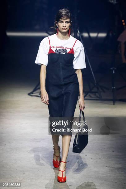 Model walks the runway during the Kenzo Menswear Fall/Winter 2018-2019 show as part of Paris Fashion Week on January 21, 2018 in Paris, France.