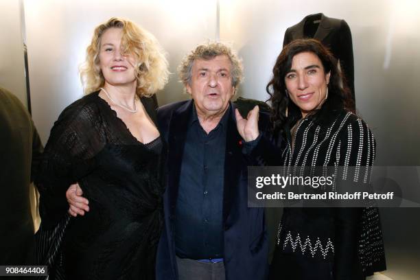 Actress Christine Bergstrom, her husband professor Jacques Leibowitch and Choreographer Blanca Li attend the "Azzedine Alaia : Je Suis Couturier"...