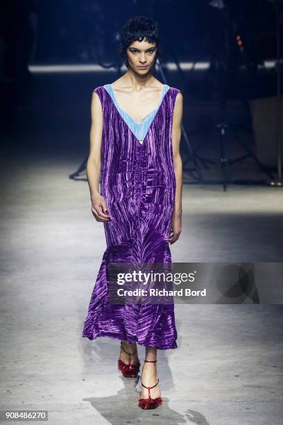 Model walks the runway during the Kenzo Menswear Fall/Winter 2018-2019 show as part of Paris Fashion Week on January 21, 2018 in Paris, France.