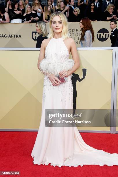 Actor Margot Robbie attends the 24th Annual Screen Actors Guild Awards at The Shrine Auditorium on January 21, 2018 in Los Angeles, California.