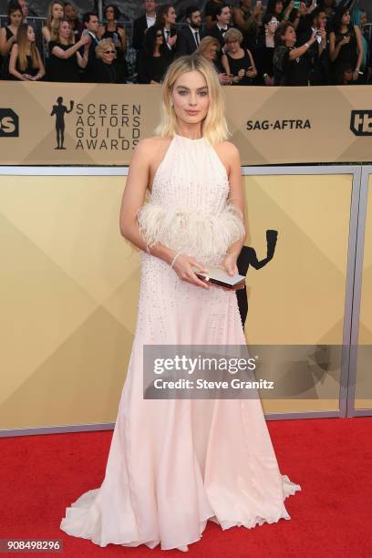 Actor Margot Robbie attends the 24th Annual Screen Actors Guild Awards at The Shrine Auditorium on January 21, 2018 in Los Angeles, California.