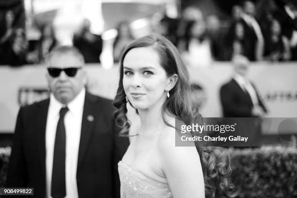 Actor Elizabeth McLaughlin attends the 24th Annual Screen Actors Guild Awards at The Shrine Auditorium on January 21, 2018 in Los Angeles,...