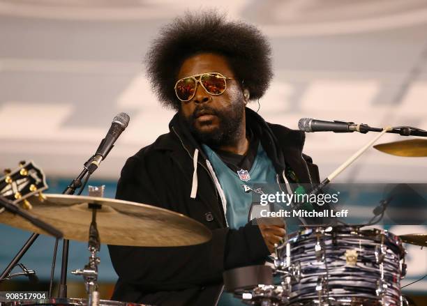 Questlove of the Roots perform during halftime of the NFC Championship game between the Philadelphia Eagles and the Minnesota Vikings at Lincoln...