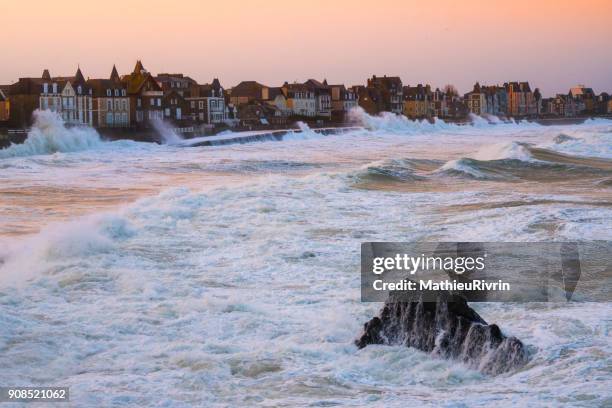 storm eleanor in saint malo - brest brittany stockfoto's en -beelden