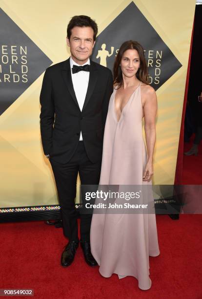 Actors Jason Bateman and Amanda Anka attend the 24th Annual Screen Actors Guild Awards at The Shrine Auditorium on January 21, 2018 in Los Angeles,...