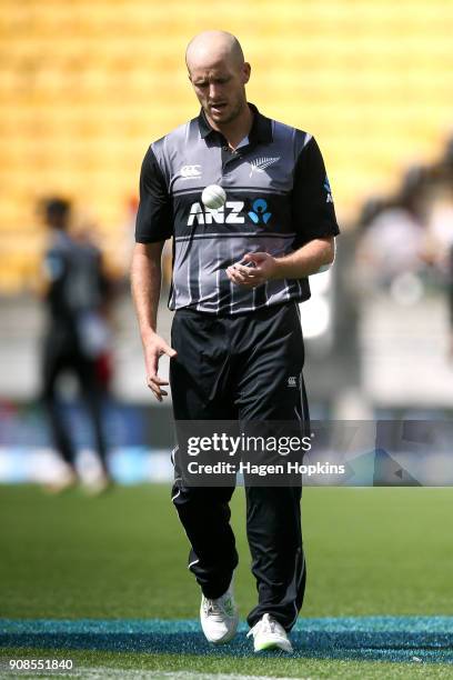 Seth Rance of New Zealand prepares to bowl during game one of the Twenty20 series between New Zealand and Pakistan at Westpac Stadium on January 22,...