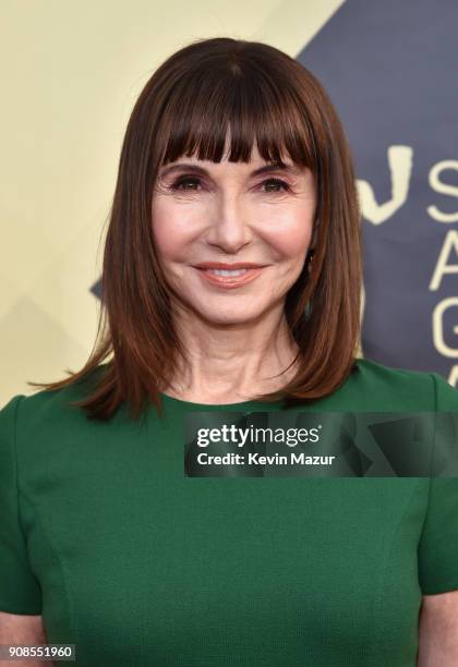 3,435 Mary Steenburgen Photos Stock Photos, High-Res Pictures, and