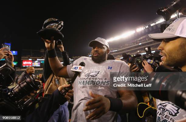 Vinny Curry of the Philadelphia Eagles celebrates his teams win over the Minnesota Vikings in the NFC Championship game at Lincoln Financial Field on...