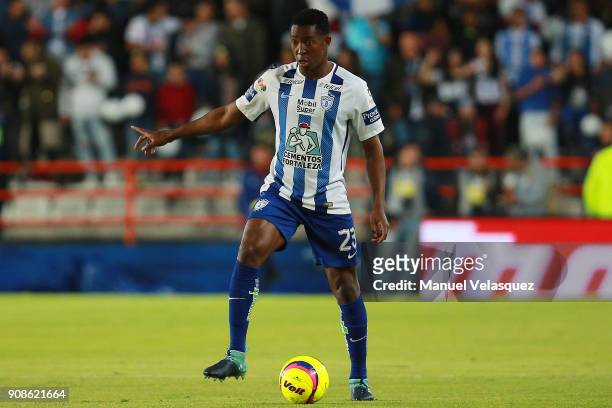 Oscar Murillo of Pachuca controls the ball during the 3rd round match between Pachuca and Lobos BUAP as part of the Torneo Clausura 2018 Liga MX at...