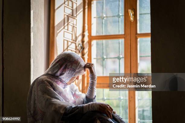muslim woman - turkey middle east stock pictures, royalty-free photos & images
