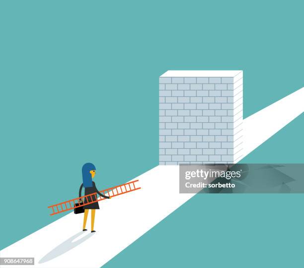 stockillustraties, clipart, cartoons en iconen met zakenvrouw staande voor een grote muur - met de kop tegen de muur lopen