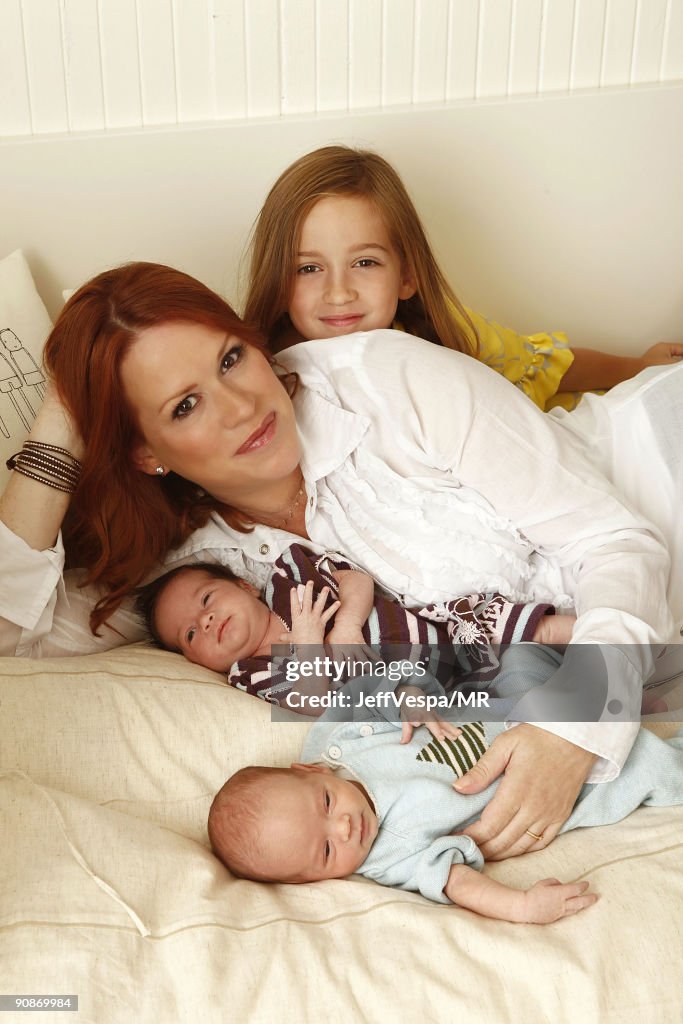 Molly Ringwald, Her Husband Panio Gianopoulos, And Their Twins Adele And Roman