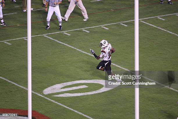 Brian Maddox of the South Carolina Gamecocks scores a touchdown against the Georgia Bulldogs at Sanford Stadium on September 12, 2009 in Athens,...