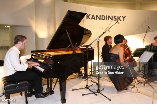 General view at the 2009 Guggenheim International Gala and the opening of the "Kandinsky" exhibition at Solomon R. Guggenheim Museum on September 16,...