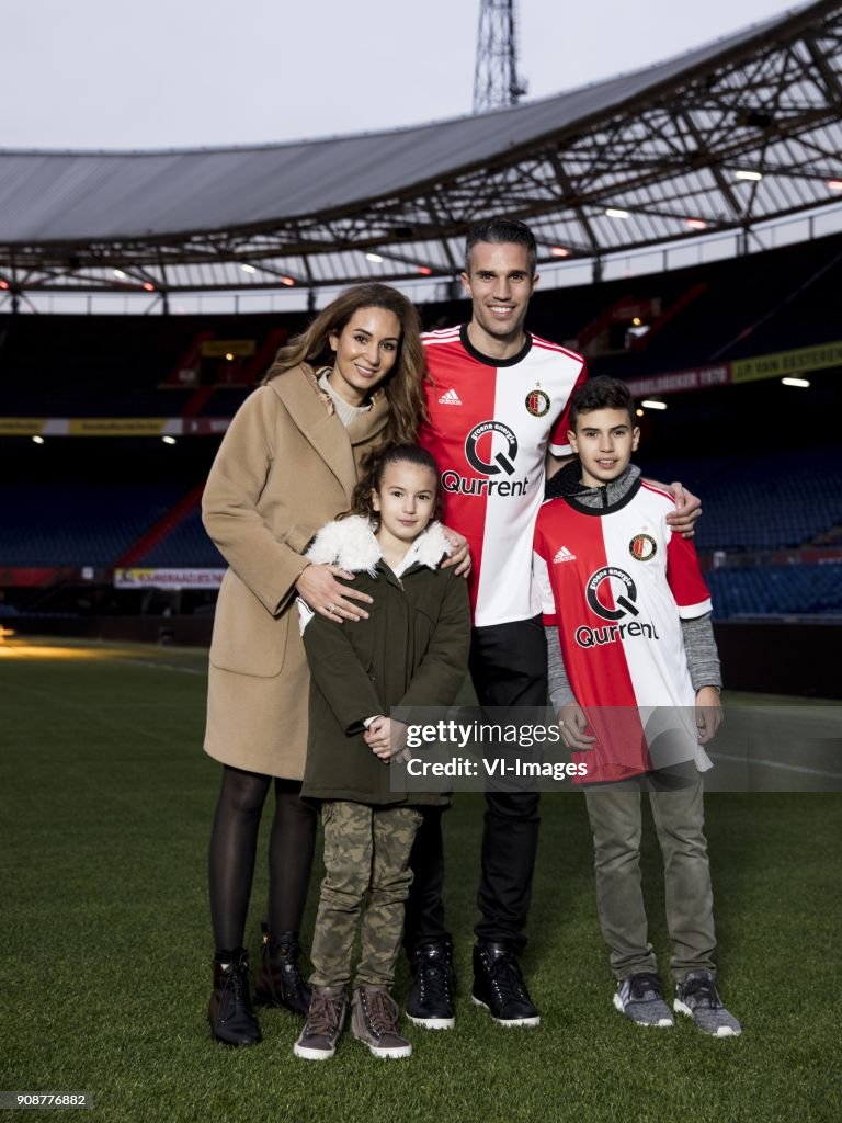 Tom Bode Bouchra van Persie, Dina Layla van Persie, Robin van Persie of... News ...