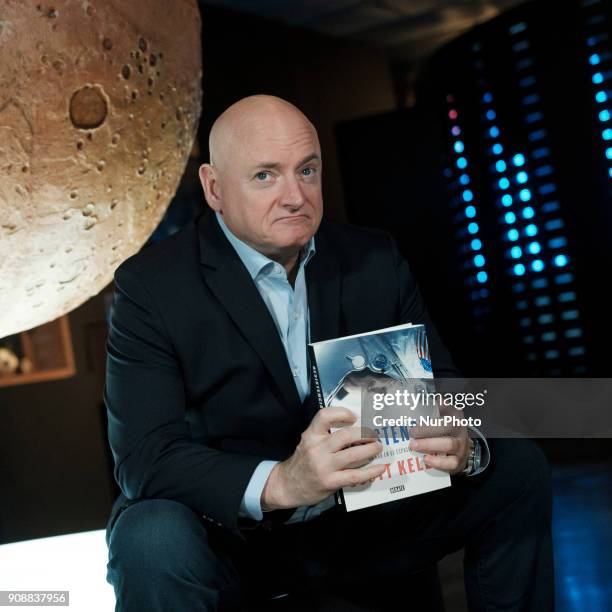 Astronaut Scott Kelly presents the RESISTENCIA book in Espacio Fundación Telefónica de Madrid. Spain. January 22, 2018