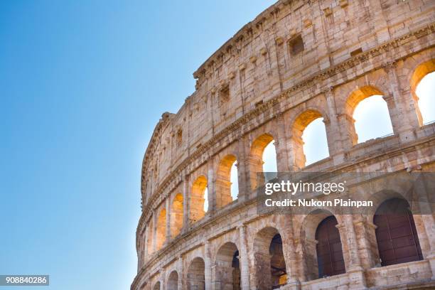 close up shot of colosseum, rome - colosseum stock pictures, royalty-free photos & images