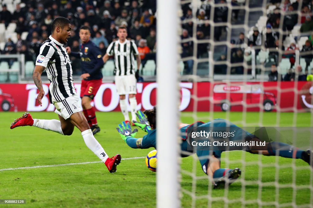 Juventus v Genoa CFC - Serie A