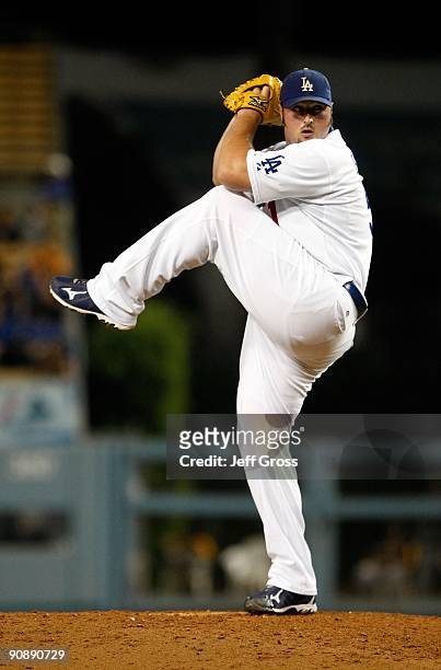 Jonathan Broxton of the Los Angeles Dodgers pitches against the Pittsburgh Pirates at Dodger Stadium on September 14, 2009 in Los Angeles, California.