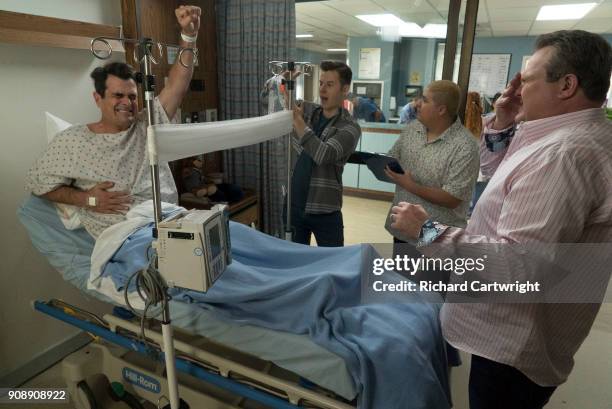 Dear Beloved Family" - "Modern Family" celebrates its milestone 200th episode! Gloria has to rush Phil to the hospital for an emergency surgery after...