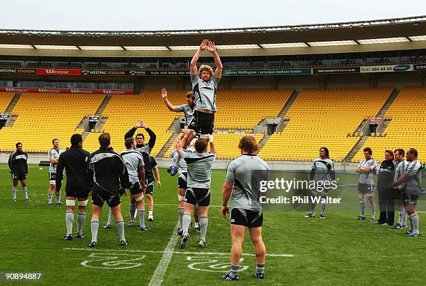 Adam Thomson and Jason Eaton of the All Blacks practice the lineout during the New Zealand All Blacks captain's run at Westpac Stadium on September...