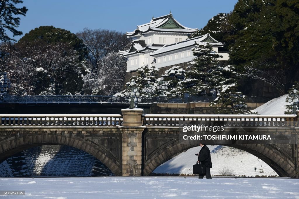 JAPAN-WEATHER-SNOW