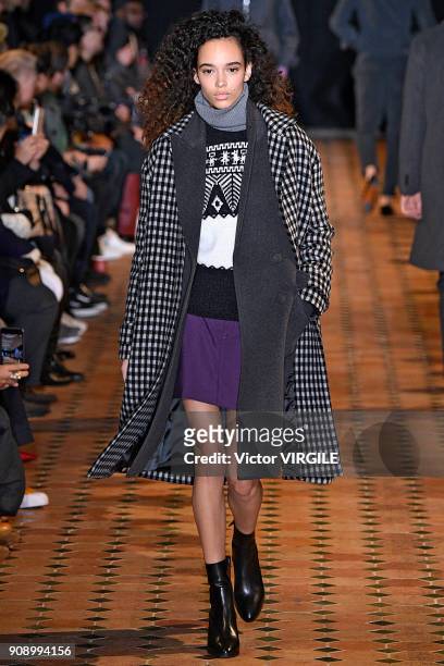 Model walks the runway during the Officine Generale Menswear Fall/Winter 2018-2019 show as part of Paris Fashion Week on January 21, 2018 in Paris,...