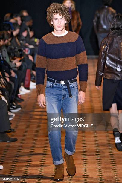 Model walks the runway during the Officine Generale Menswear Fall/Winter 2018-2019 show as part of Paris Fashion Week on January 21, 2018 in Paris,...