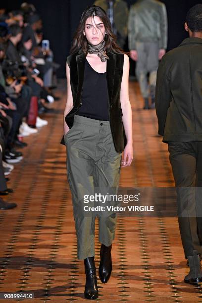 Model walks the runway during the Officine Generale Menswear Fall/Winter 2018-2019 show as part of Paris Fashion Week on January 21, 2018 in Paris,...