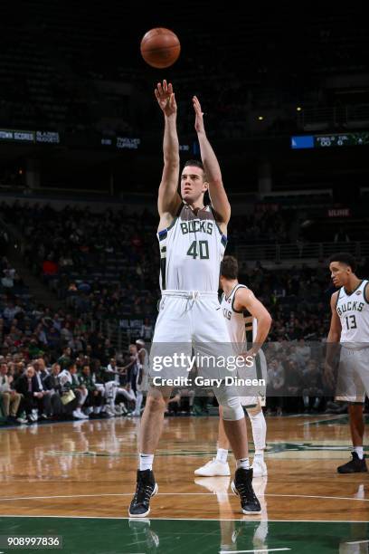 Marshall Plumlee of the Milwaukee Bucks shoots the ball against the Phoenix Suns on January 22, 2018 at the BMO Harris Bradley Center in Milwaukee,...