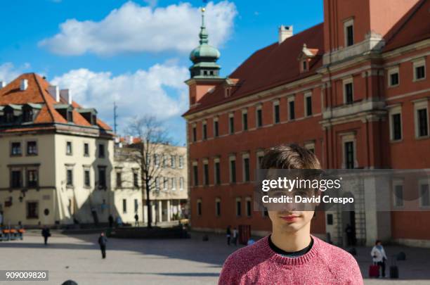 tourist in warsaw - european best pictures of the day april 29 2017 stock-fotos und bilder