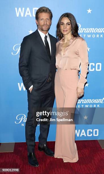 Actors Paul Sparks and Annie Parisse attend the "Waco" world premiere at Jazz at Lincoln Center on January 22, 2018 in New York City.