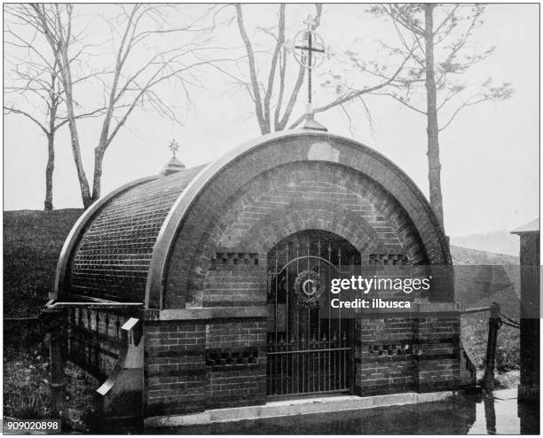 antique photograph of world's famous sites: grant's tomb, riverside park, new york city - archival nyc stock illustrations