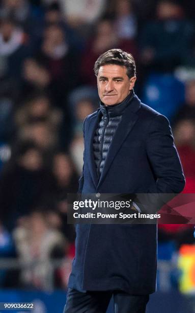 Coach Jose Miguel Gonzalez Martin del Campo, Michel, of Malaga CF reacts during the La Liga 2017-18 match between Getafe CF and Malaga CF at Coliseum...