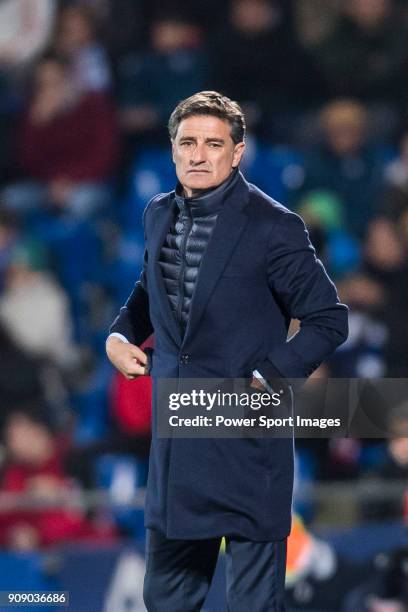 Coach Jose Miguel Gonzalez Martin del Campo, Michel, of Malaga CF reacts during the La Liga 2017-18 match between Getafe CF and Malaga CF at Coliseum...