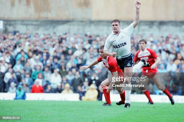 Tottenham 3-2 Middlesbrough, league match at White Hart Lane, Saturday 24th September 1988. Paul Gascoigne.