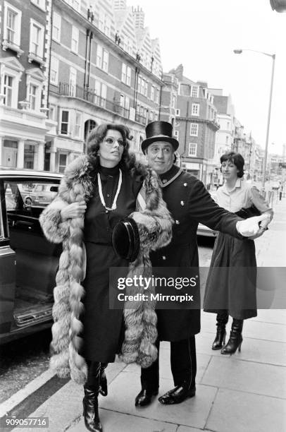 Sophia Loren arriving at Claridge's Hotel, London, 25th March 1979.