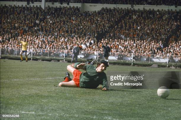 Arsenal 2 v Liverpool 1 FA Cup Final at Wembley Stadium. Liverpool's Ray Clemence in action. 8th May 1971.
