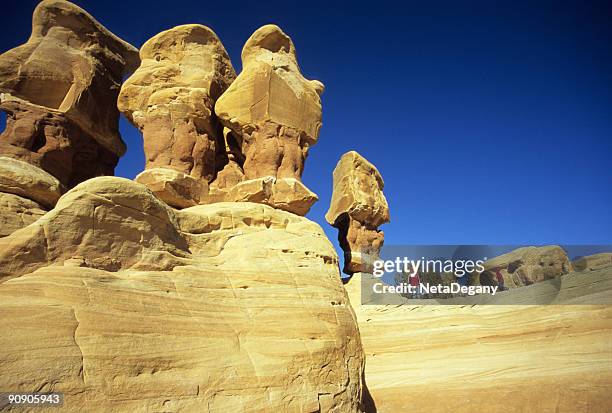 grand staircase escalante's devil's gardens - devils garden arches national park stockfoto's en -beelden