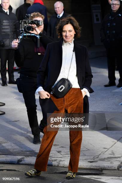 Ines De La Fressange is seen arriving at Chanel Fashion show during Paris Fashion Week : Haute Couture Spring/Summer 2018 on January 23, 2018 in...