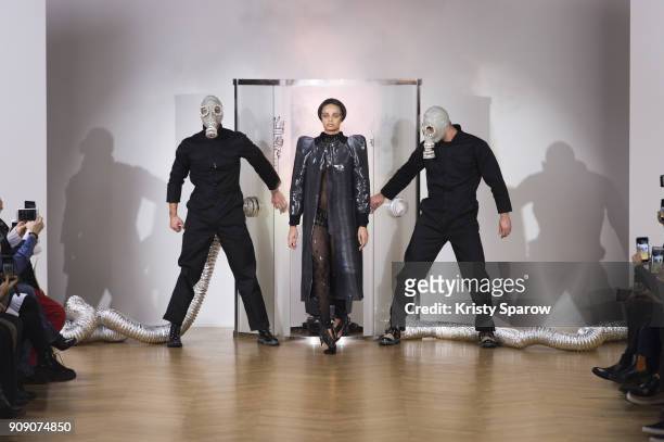 Models walk the runway during the On Aura Tout Vu Spring Summer 2018 show as part of Paris Fashion Week on January 22, 2018 in Paris, France.