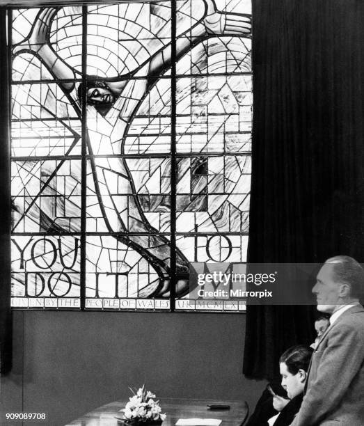 The Wales Window for Alabama, Unveiling Ceremony, Thomson House, Cardiff, Wales, Thursday 4th February 1965. Unveiled by The Lord Mayor of Cardiff,...