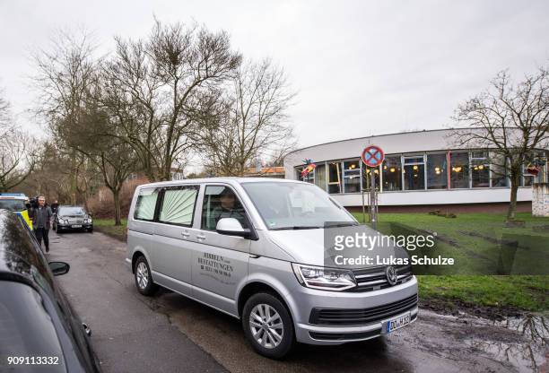 Hearse leaves the Kaethe Kollwitz comprehensive school following the stabbing of a pupil on January 23, 2018 in Luenen, Germany. A 15-year-old pupil...