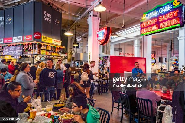 grand central market in los angeles kalifornien usa - grand central market los angeles stock-fotos und bilder