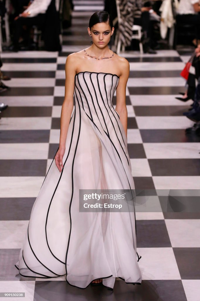 Christian Dior : Runway - Paris Fashion Week - Haute Couture Spring Summer 2018